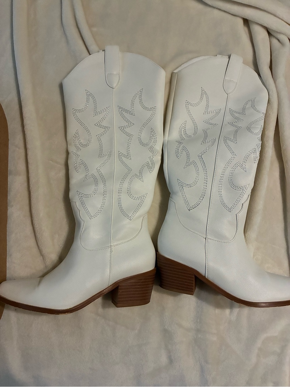 Women's Embroidered Western Cowboy Mid-Calf Boots size 6